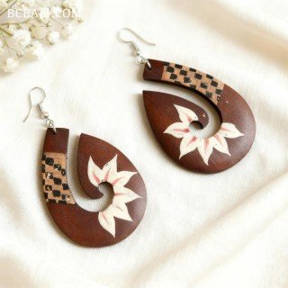 New Collection Painting Wood Earrings Beautiful Model